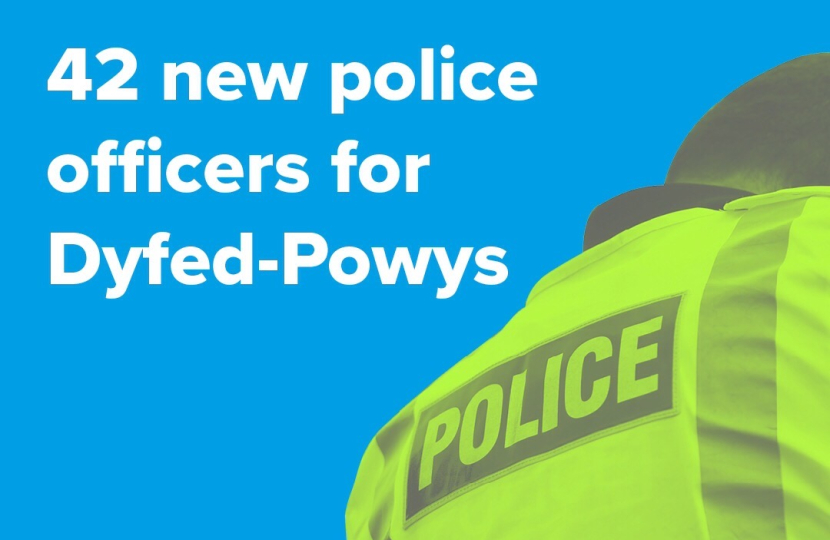 42 new police officers for Dyfed-Powys